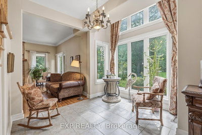 164 Baillie Avenue • Ottawa, ON photo 5