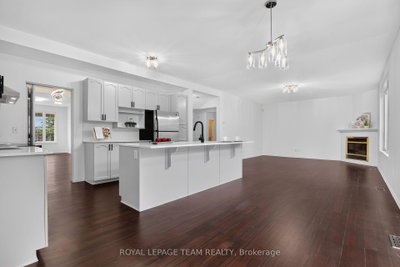 1141 Klondike Road • Ottawa, ON photo 3