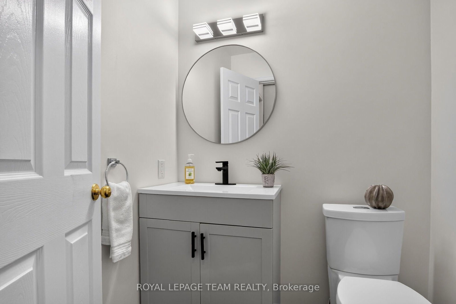 1141 Klondike Road • Ottawa, ON photo 36