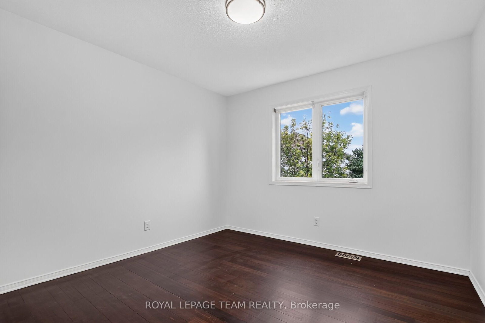 1141 Klondike Road • Ottawa, ON photo 47