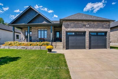 37 Gilmer Crescent • North Perth, ON photo 2