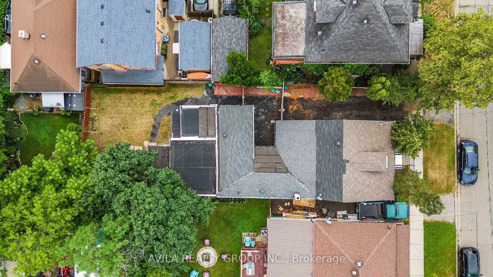 135 Charlotte Street — photo 3