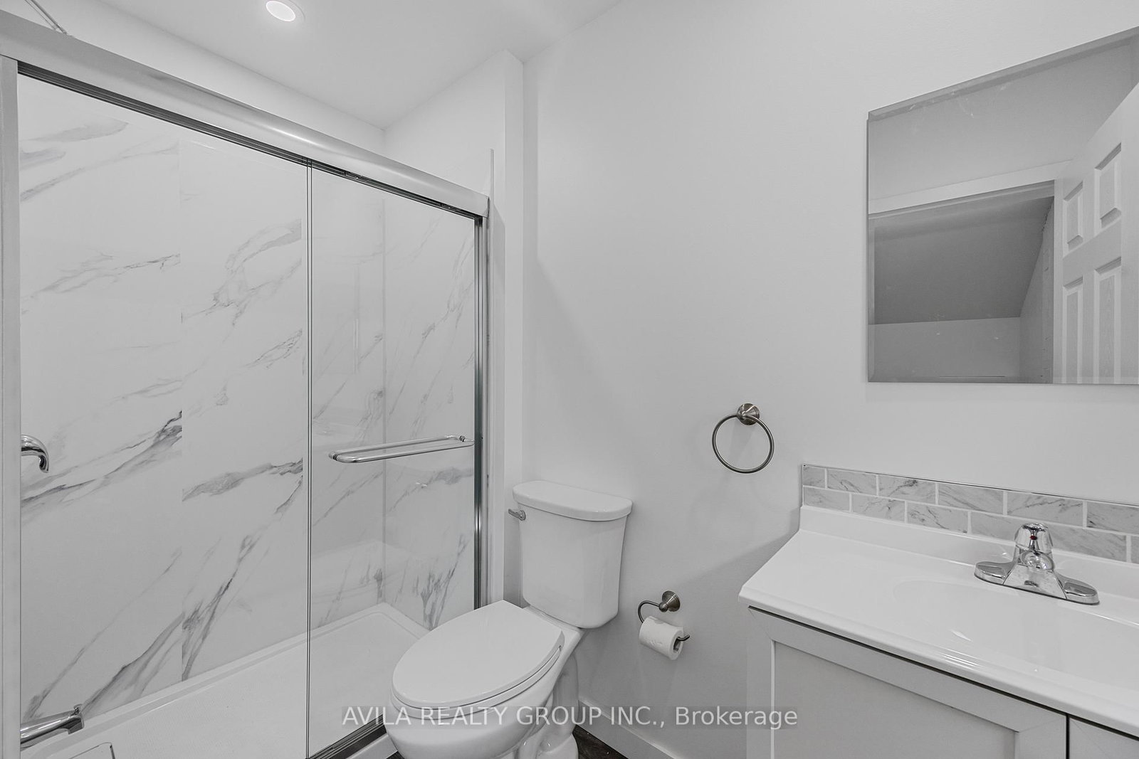 135 Charlotte Street • Brantford, ON photo 36
