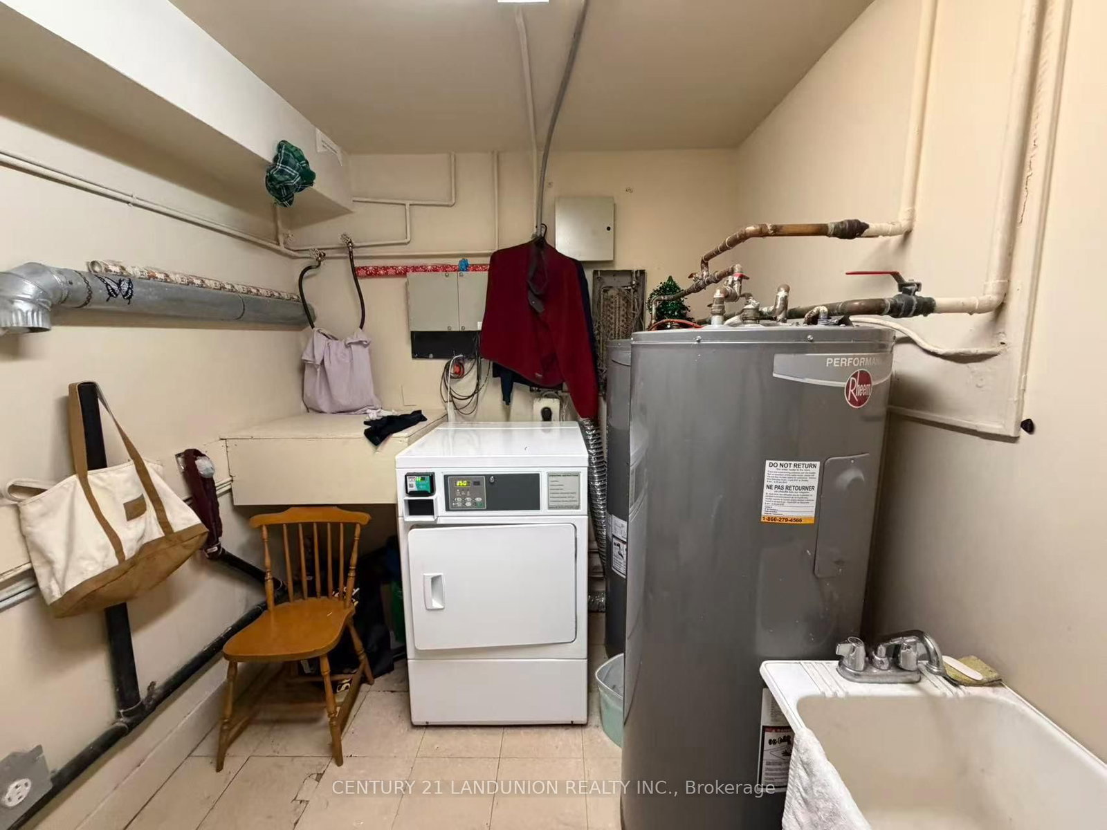 442 Macdonnell Street • Kingston, ON photo 18