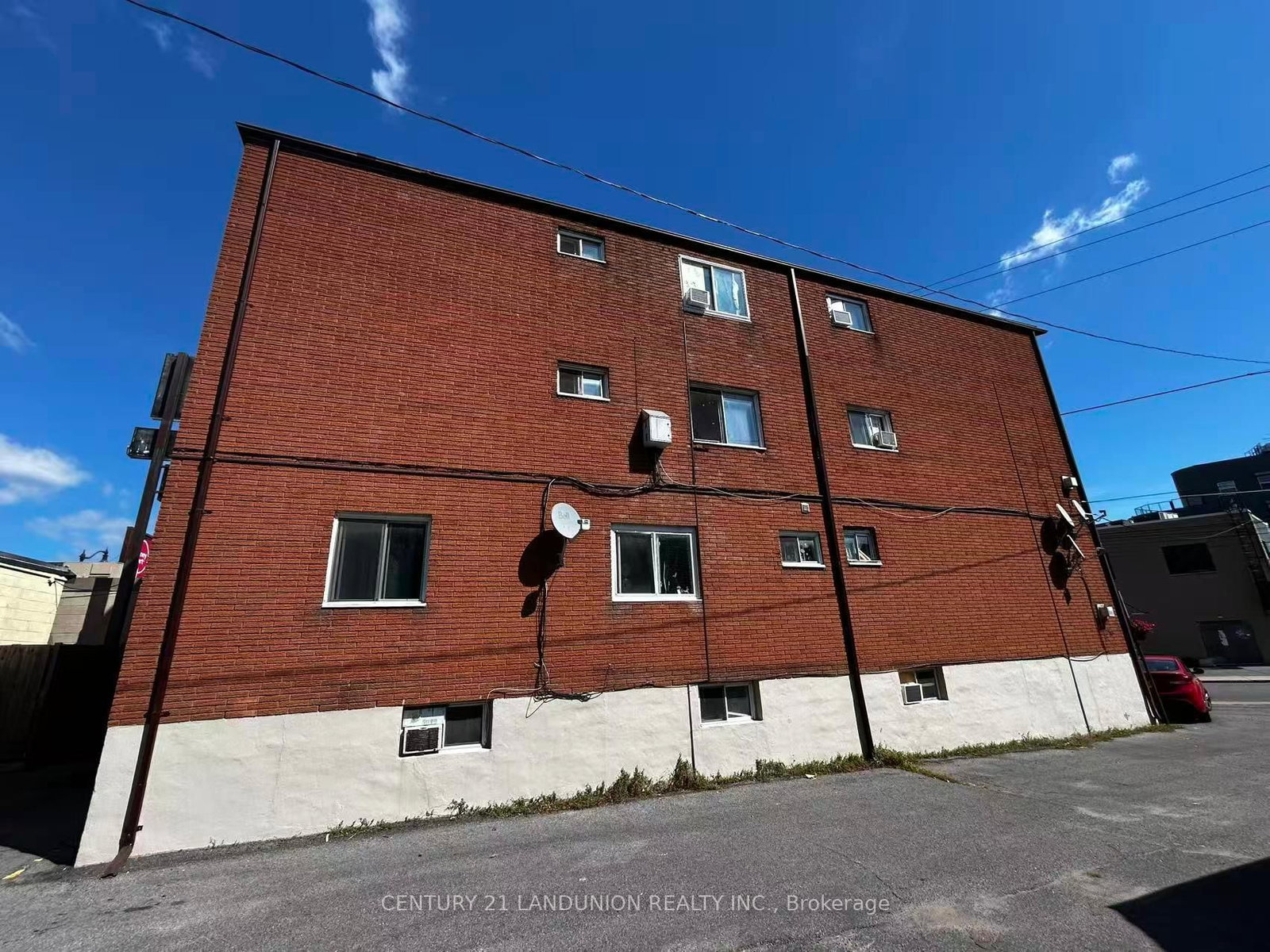 442 Macdonnell Street • Kingston, ON photo 2