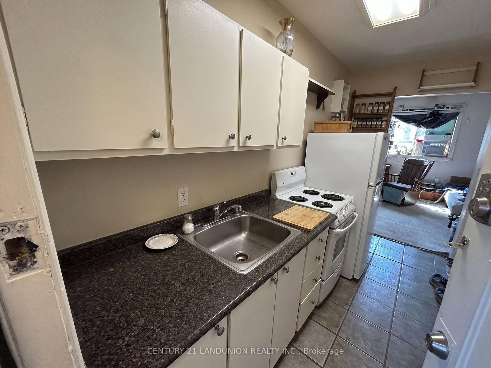 442 Macdonnell Street • Kingston, ON photo 23