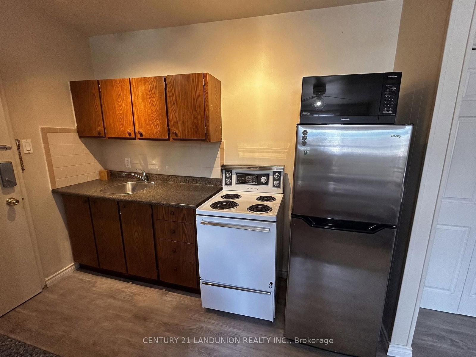 442 Macdonnell Street • Kingston, ON photo 33