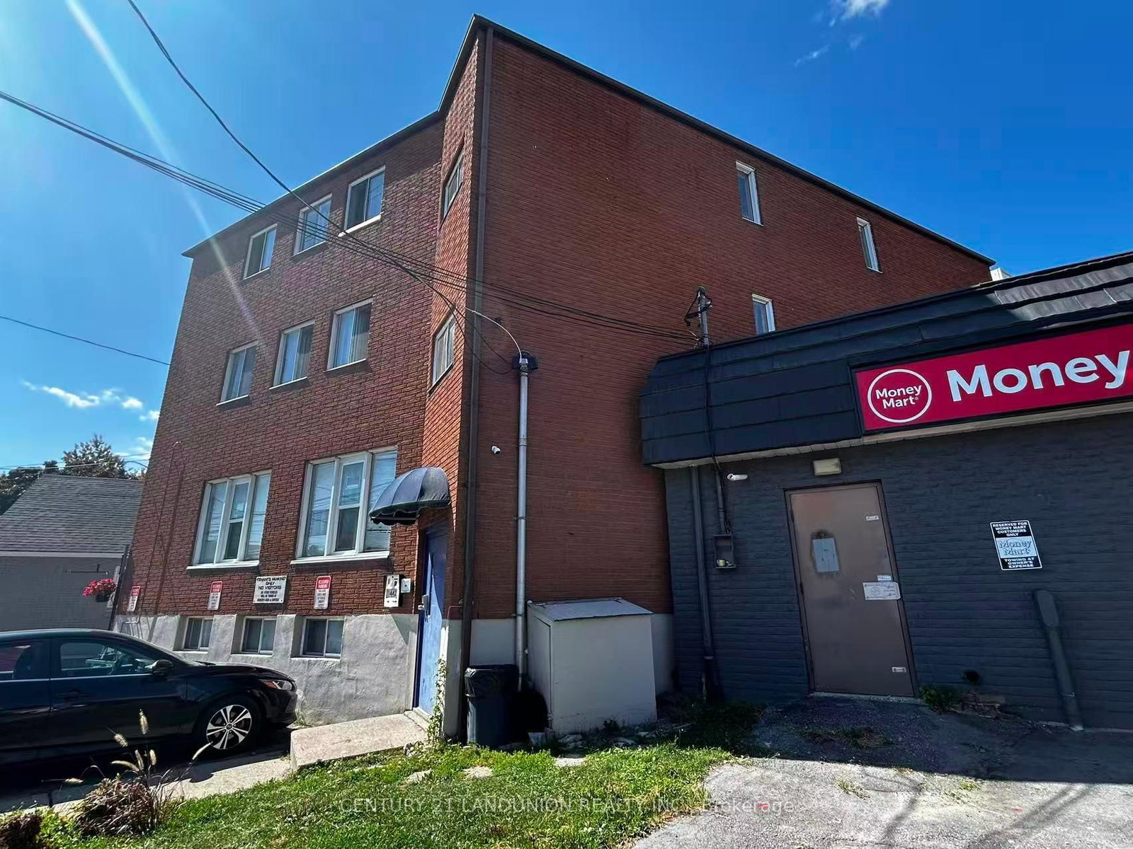 442 Macdonnell Street • Kingston, ON photo 4
