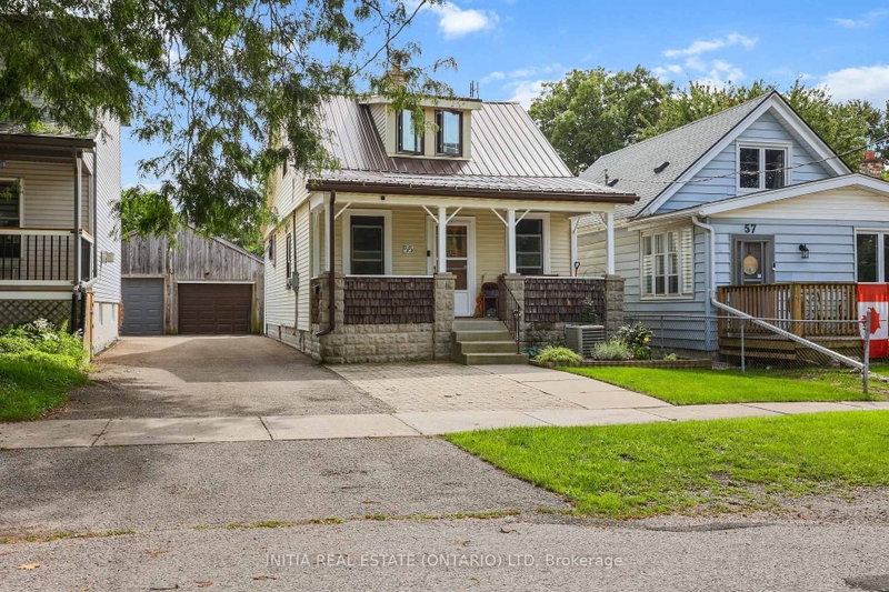 55 Briscoe Street W