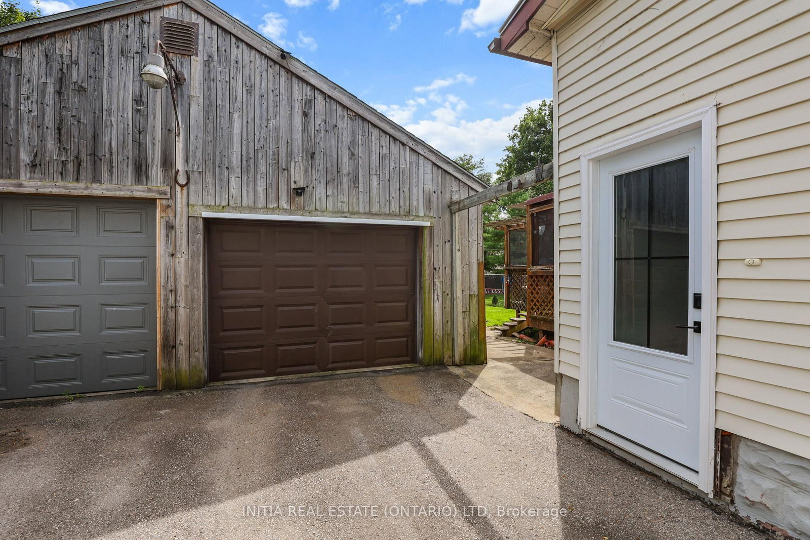 55 Briscoe Street W • London South, ON photo 25