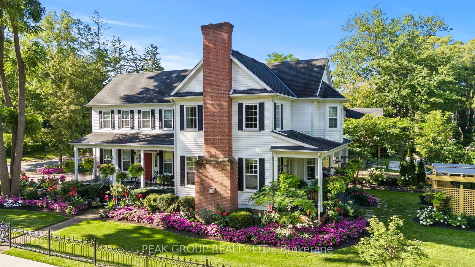 305 Gate Street • Niagara-on-the-Lake, ON photo 1
