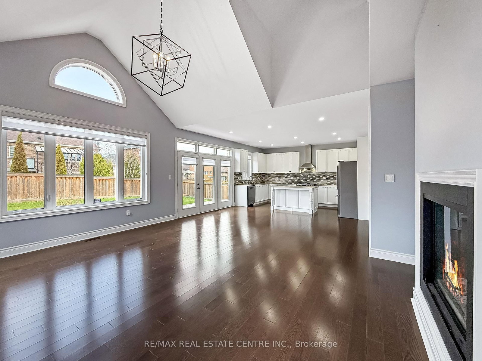 33 Stonegate Avenue • Mono, ON photo 22