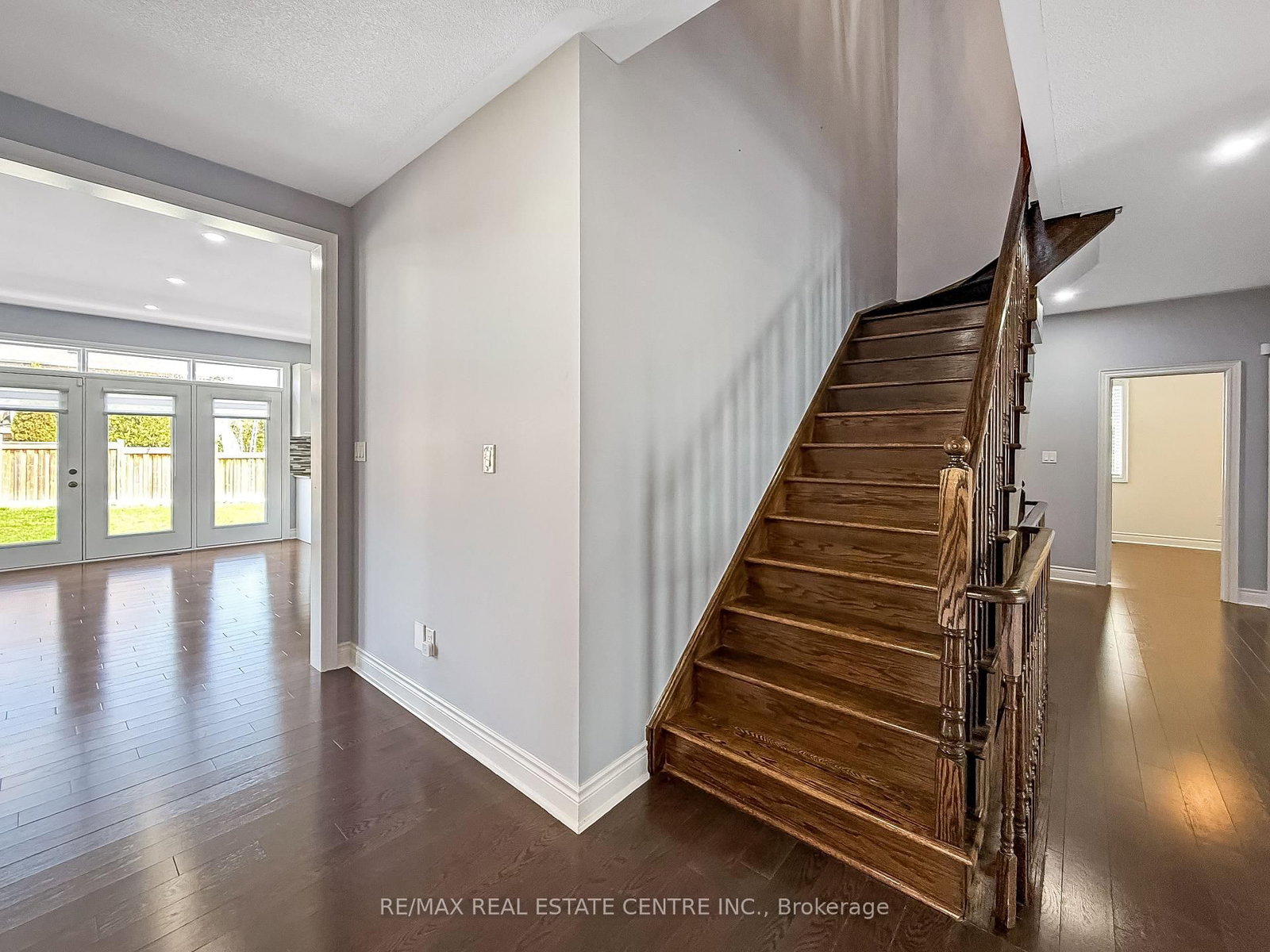 33 Stonegate Avenue • Mono, ON photo 34