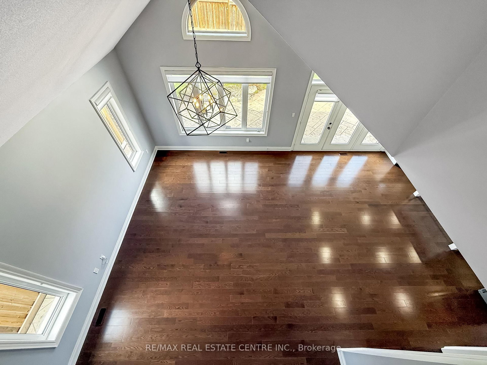 33 Stonegate Avenue • Mono, ON photo 37