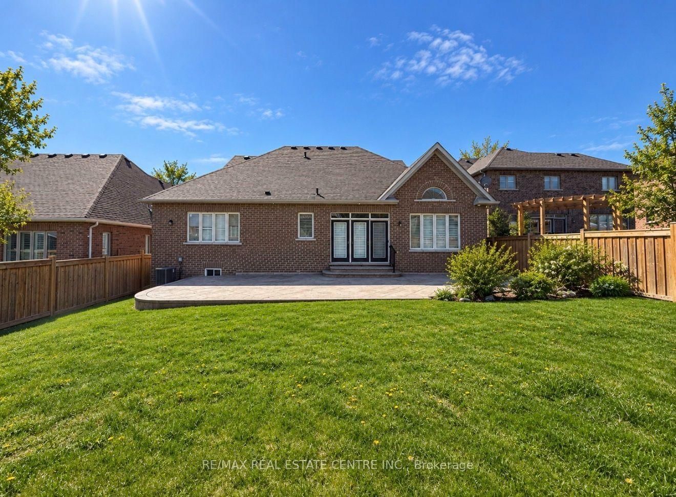 33 Stonegate Avenue • Mono, ON photo 43