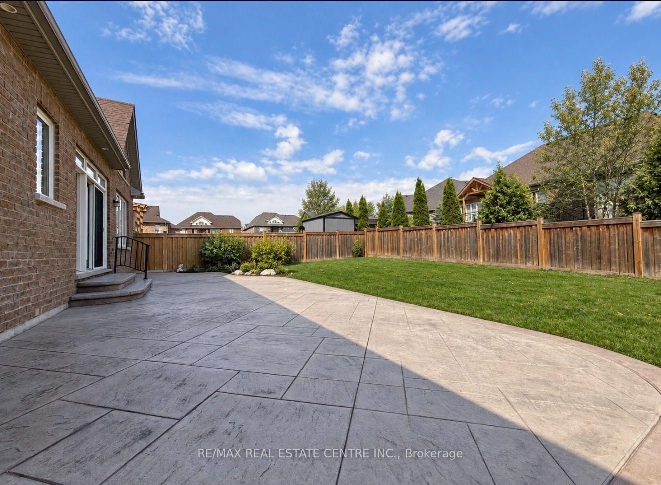 33 Stonegate Avenue • Mono, ON photo 44