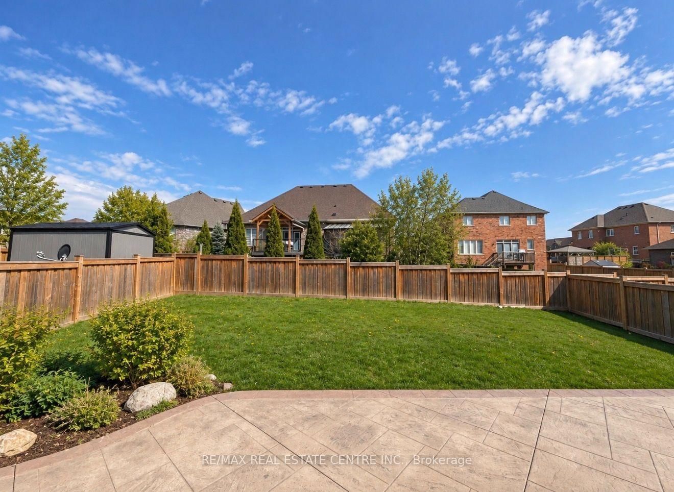 33 Stonegate Avenue • Mono, ON photo 45