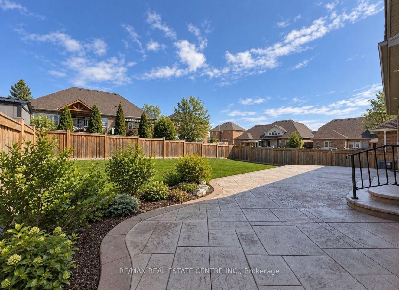 33 Stonegate Avenue • Mono, ON photo 46