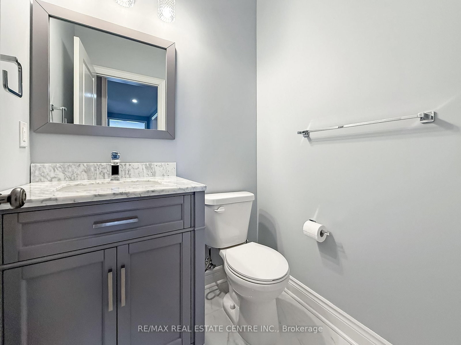 33 Stonegate Avenue • Mono, ON photo 8