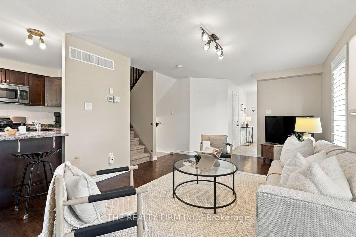 914 Silverfox Crescent • London North, ON photo 12