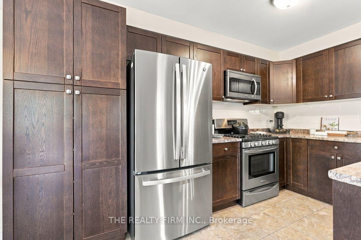 914 Silverfox Crescent • London North, ON photo 17