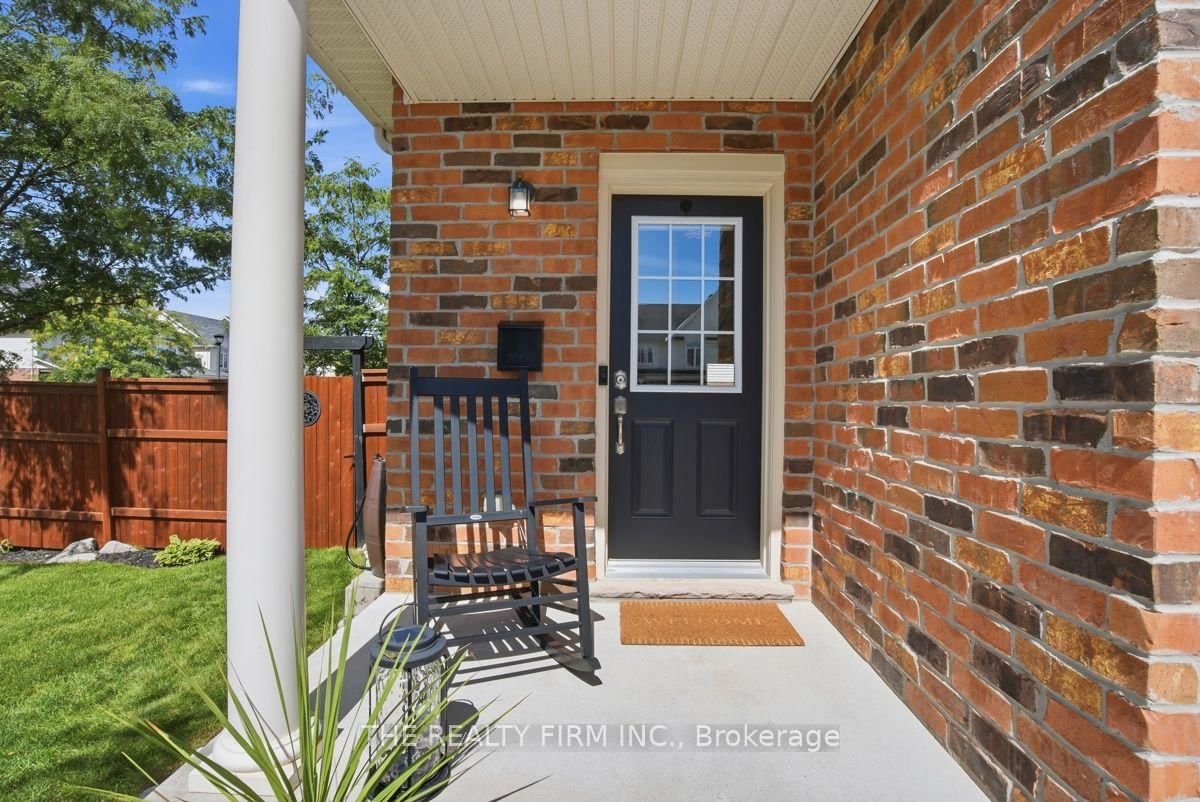 914 Silverfox Crescent • London North, ON photo 6