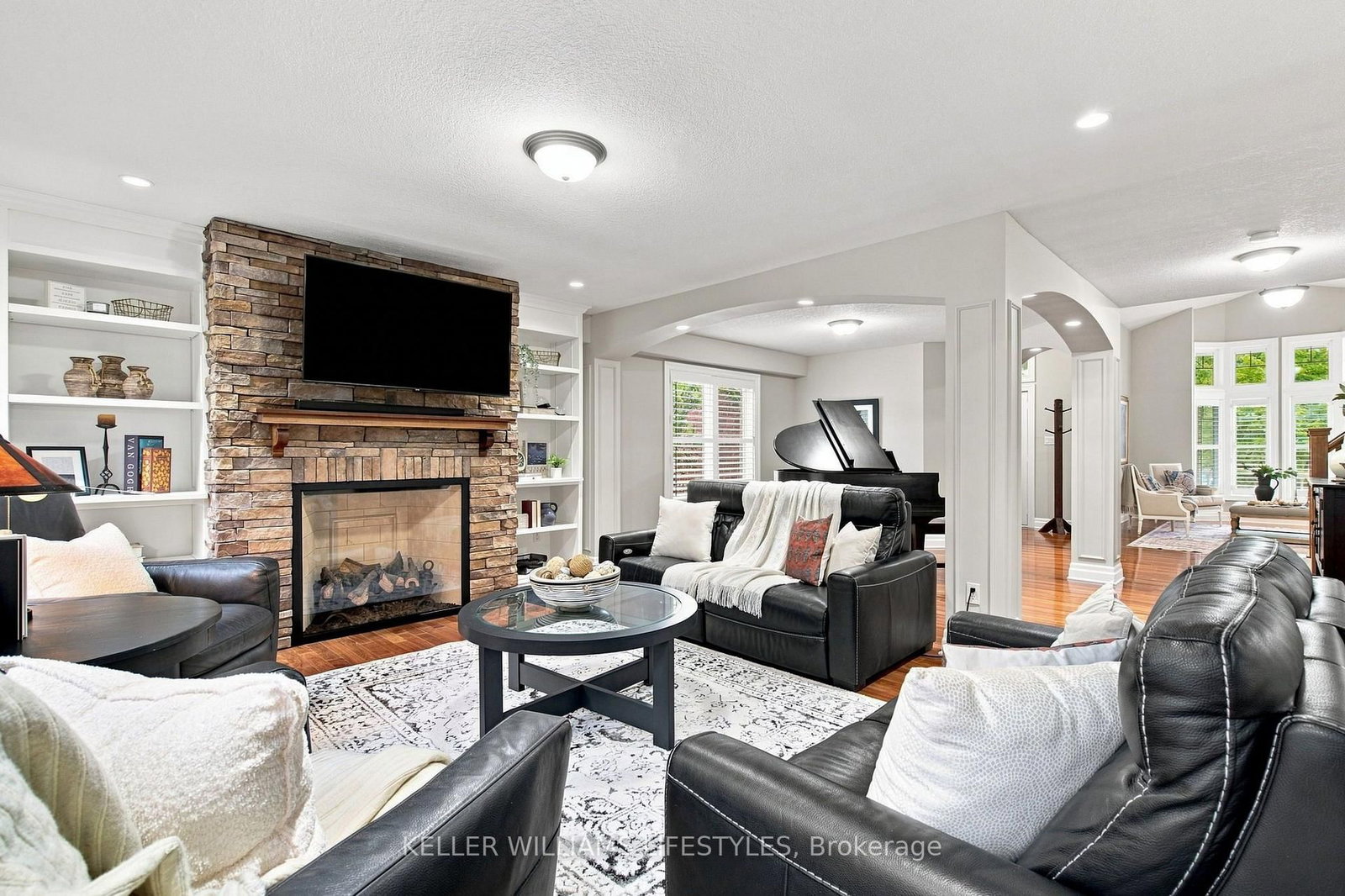 3327 Settlement Trail • London South, ON photo 10