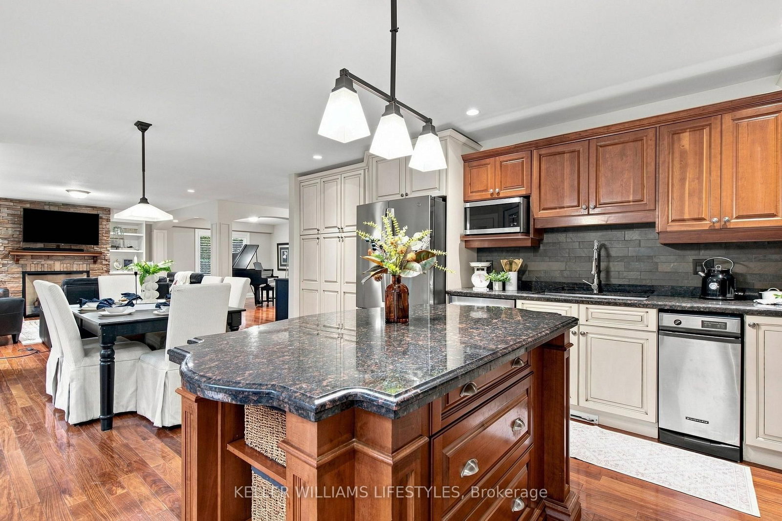 3327 Settlement Trail • London South, ON photo 16