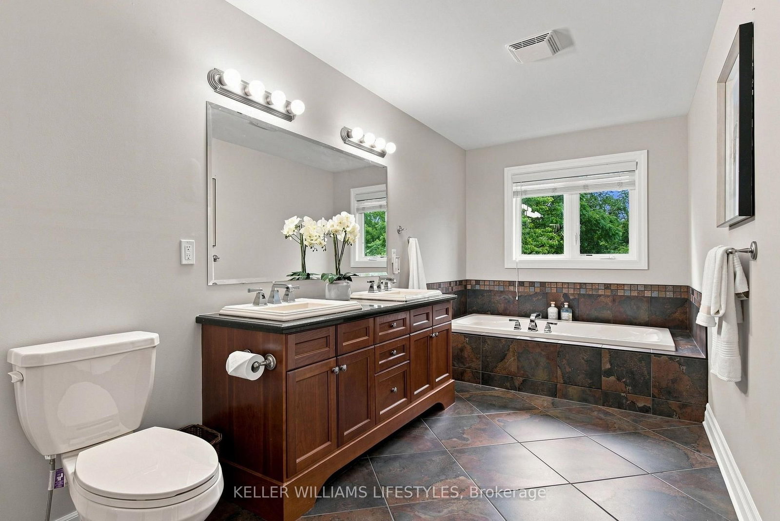 3327 Settlement Trail • London South, ON photo 22