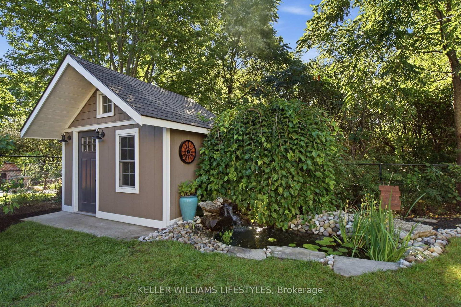 3327 Settlement Trail • London South, ON photo 35