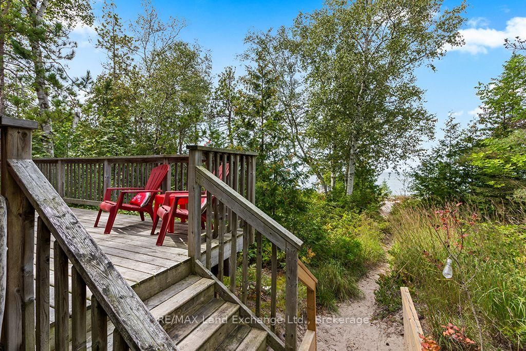 18 Cottage Park Road • Saugeen Shores, ON photo 13