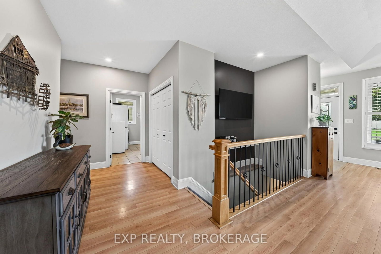 411 Abbot Street • Kingston, ON photo 10