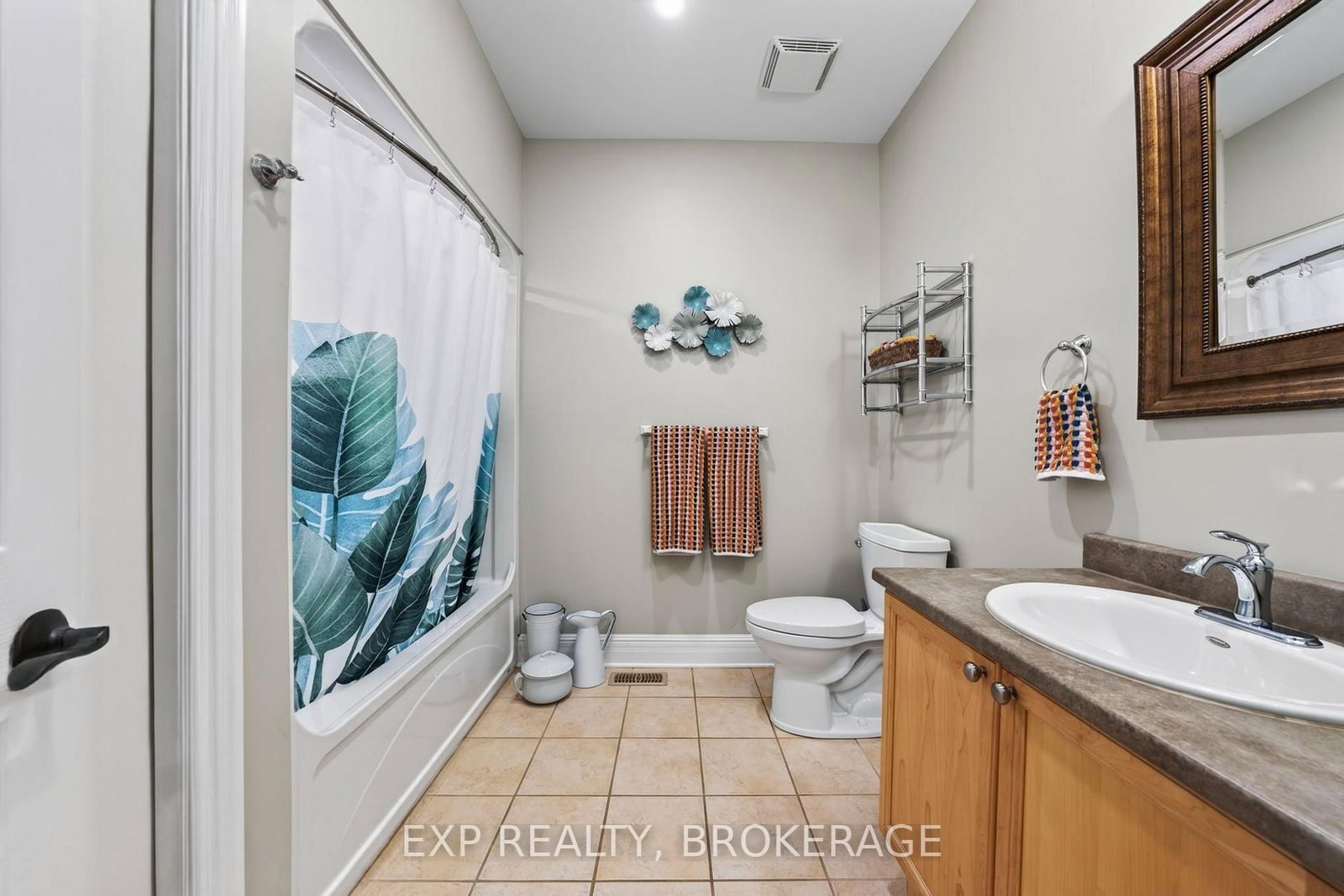 411 Abbot Street • Kingston, ON photo 13