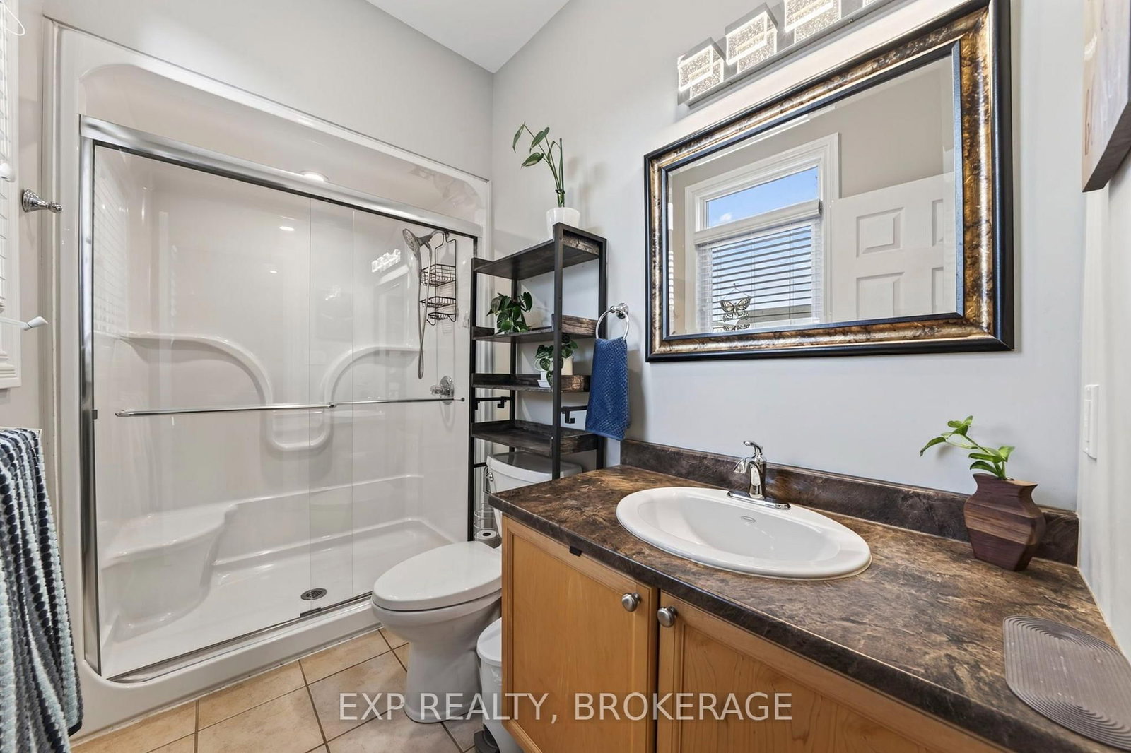 411 Abbot Street • Kingston, ON photo 20