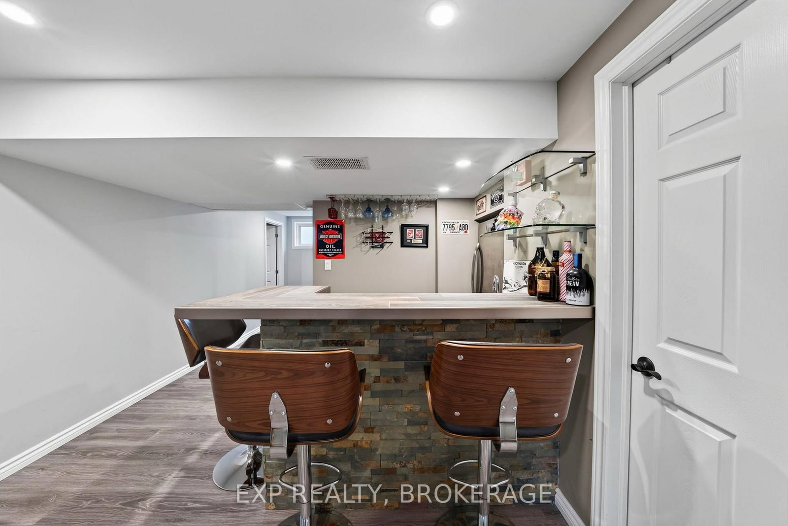 411 Abbot Street • Kingston, ON photo 24