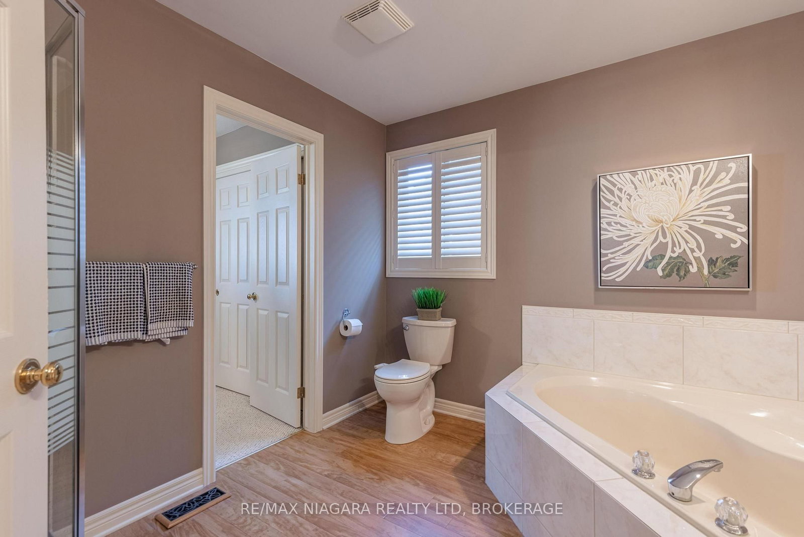 7919 Fleming Drive • Niagara Falls, ON photo 14