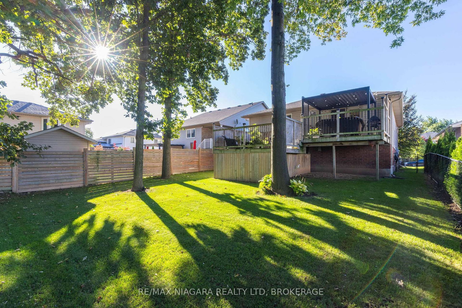 7919 Fleming Drive • Niagara Falls, ON photo 2