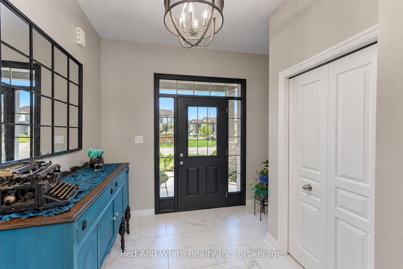 428 Freure Drive • Cambridge, ON photo 5