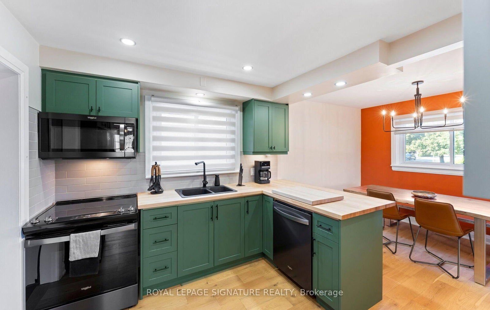 4 Algoma Crescent • Hamilton, ON photo 12