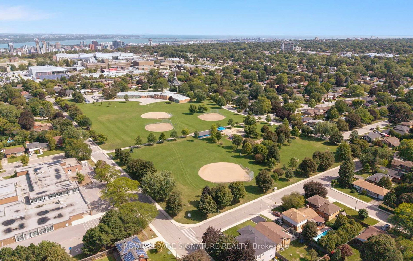 4 Algoma Crescent • Hamilton, ON photo 44
