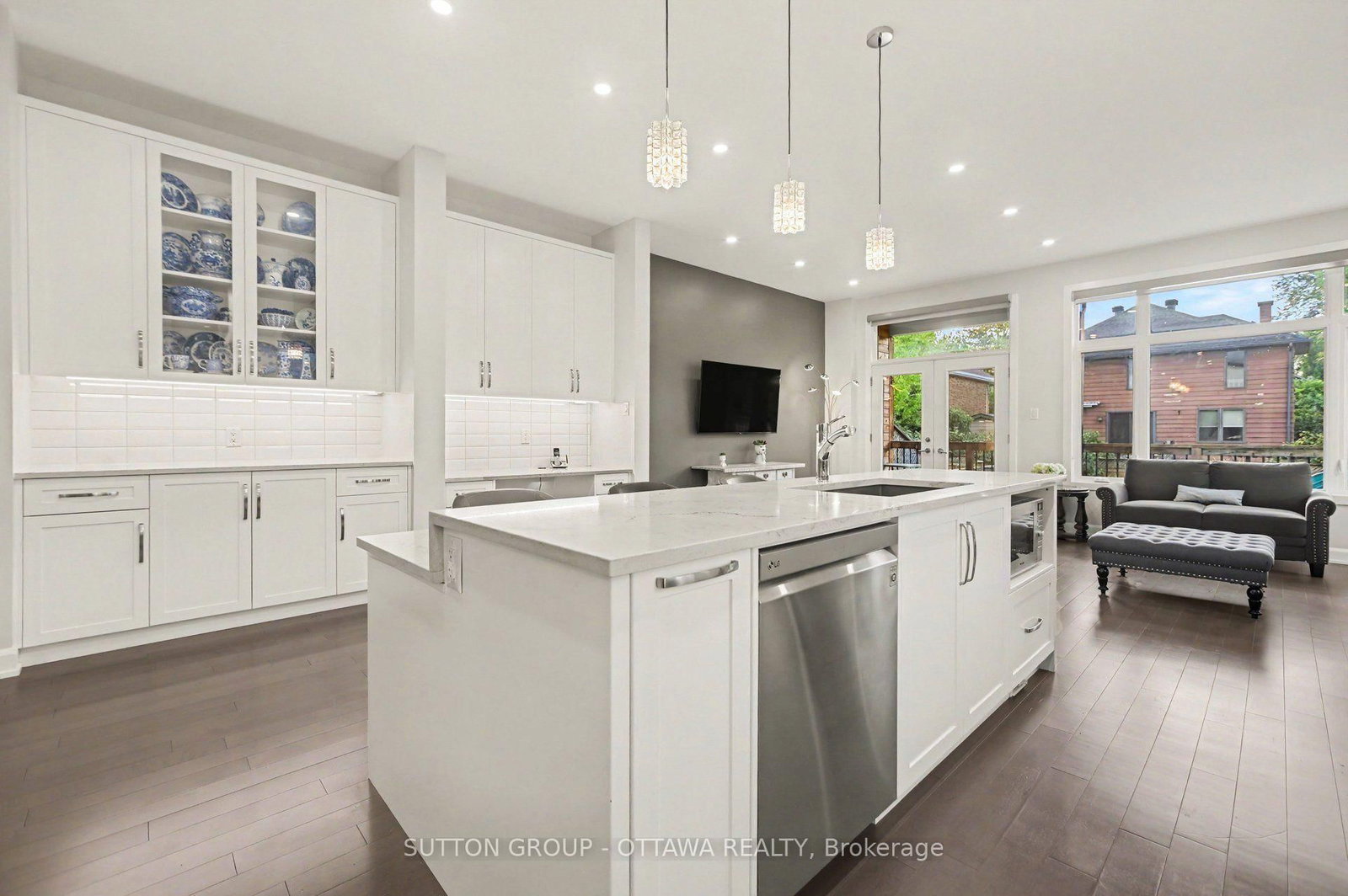 48B Byron Avenue • Ottawa, ON photo 11