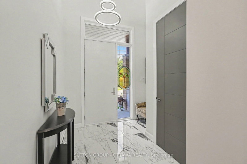 48B Byron Avenue