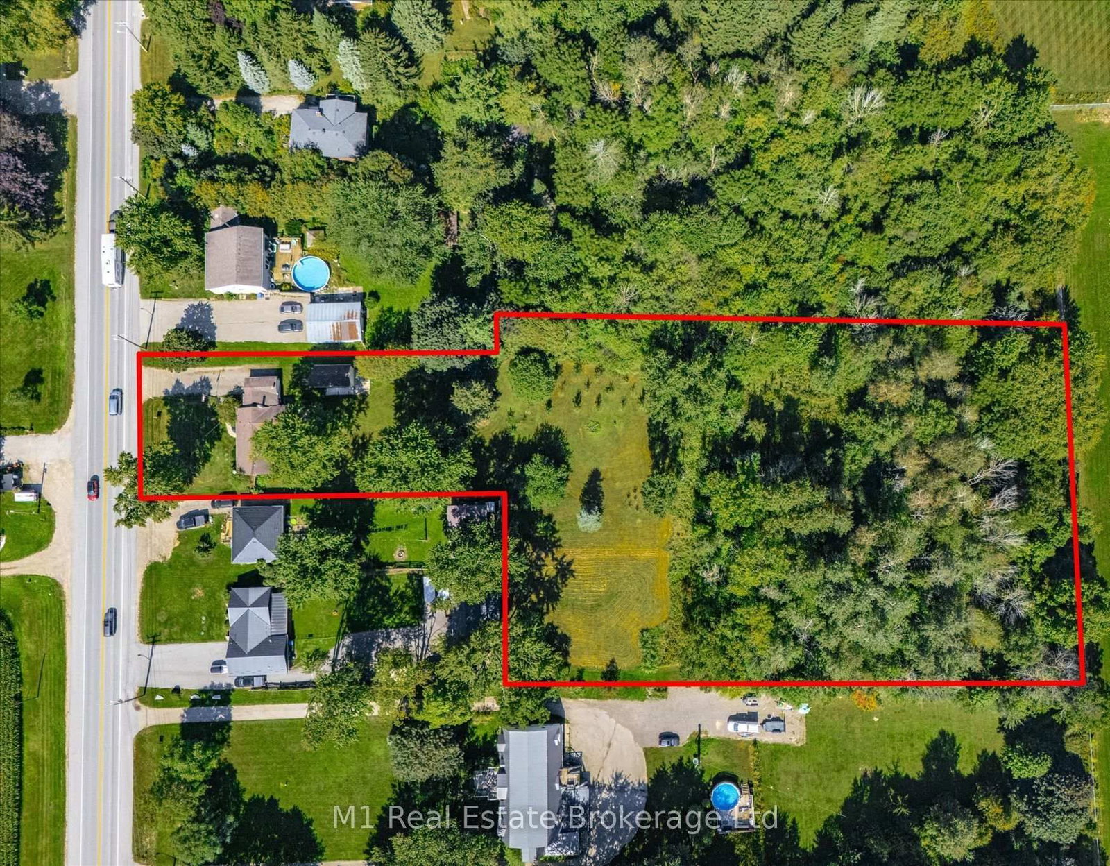 120 Wellington 7 Road • Centre Wellington, ON photo 1