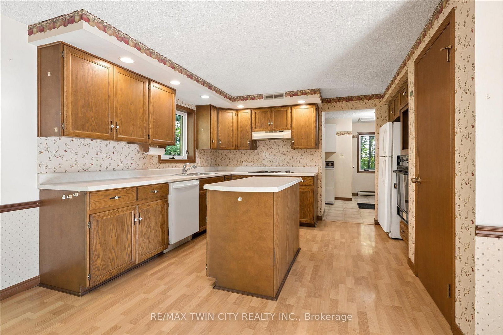 2018 Greenwood Hill Road • Wellesley, ON photo 29