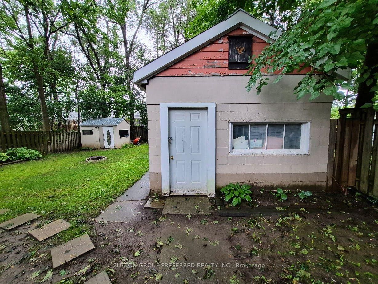 208 Linwood Street • London East, ON photo 21