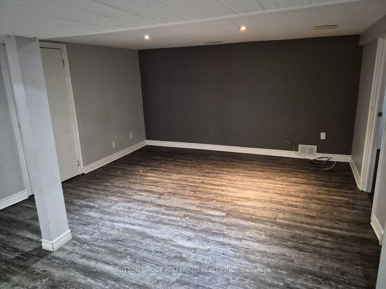 208 Linwood Street • London East, ON photo 25