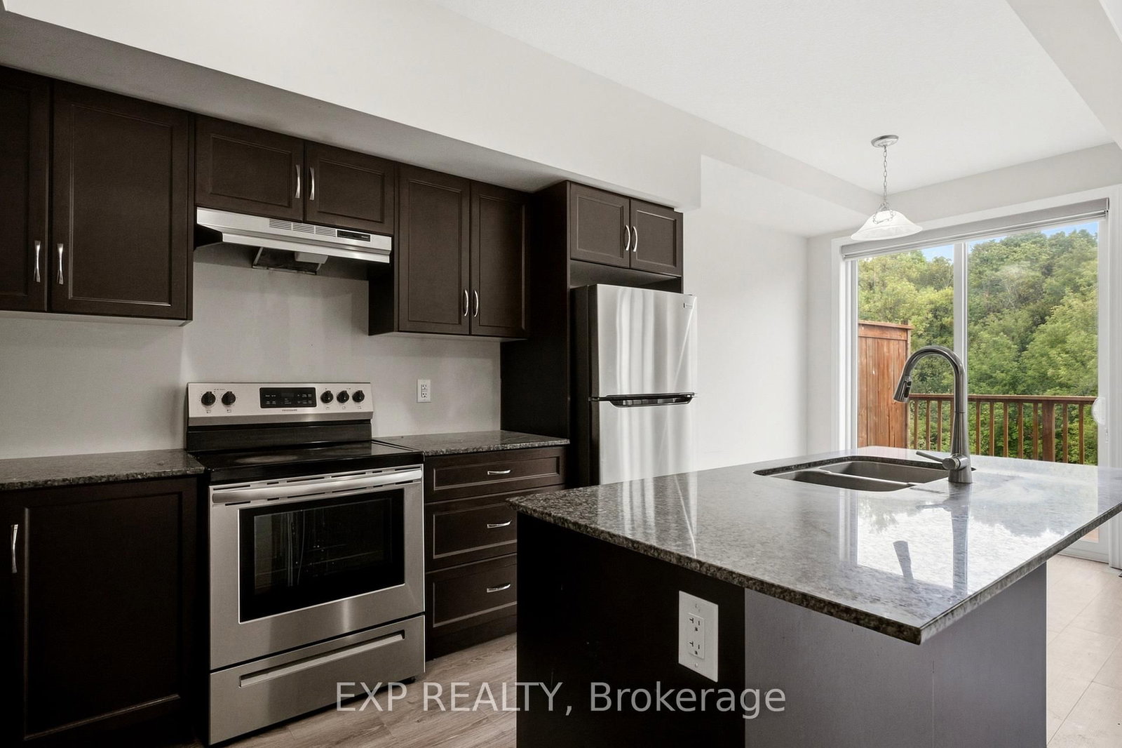 10 Birmingham Drive • #32 • Cambridge, ON photo 16