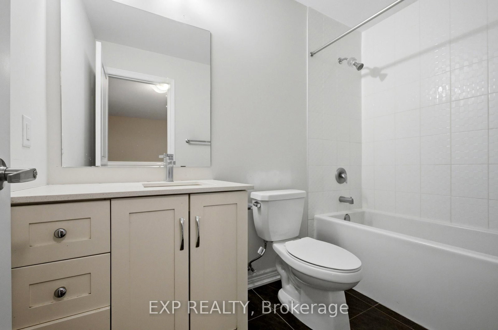 10 Birmingham Drive • #32 • Cambridge, ON photo 27