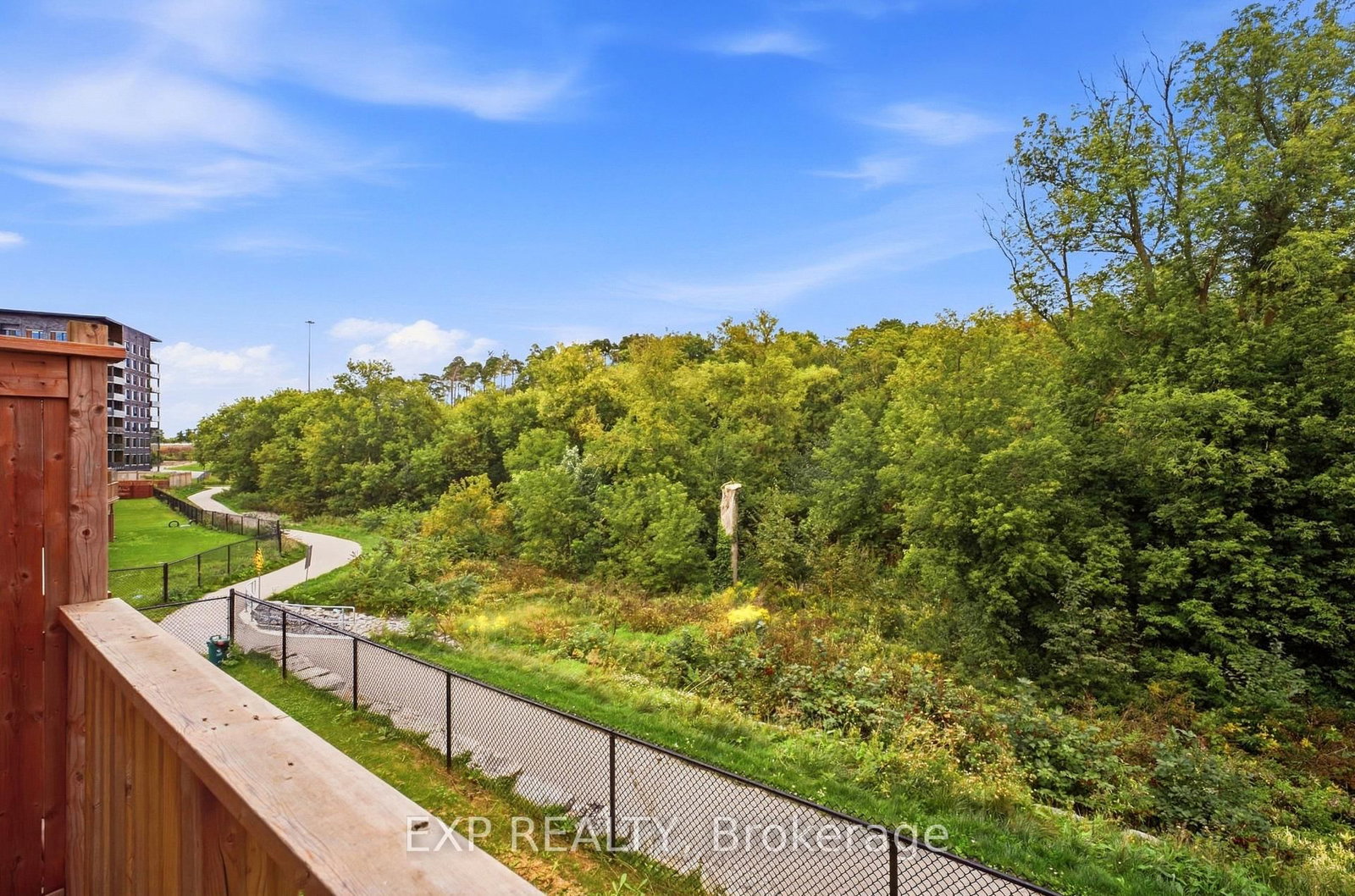 10 Birmingham Drive • #32 • Cambridge, ON photo 31