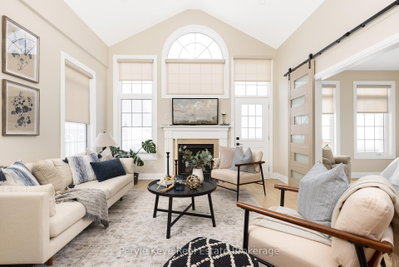 2 Leeds Court • Bracebridge, ON photo 3
